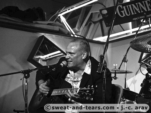 PeterPrice_060527_077