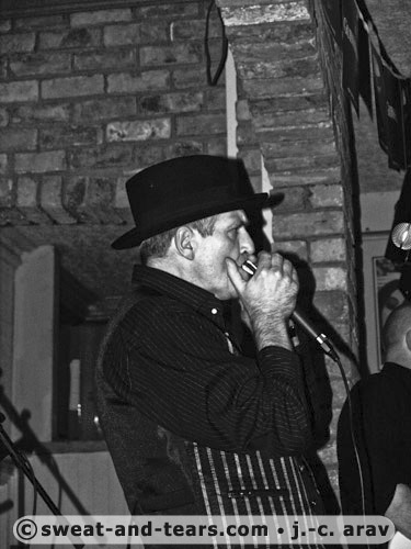 ReverendDocCongregation_060528_120