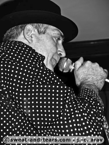 ReverendDocCongregation_060529_060