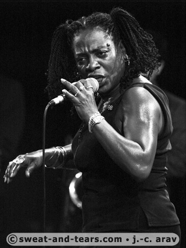 SharonJonesDapKings_060721_066