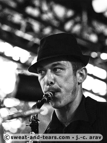 RaspoutineSmokedBand_060809_019