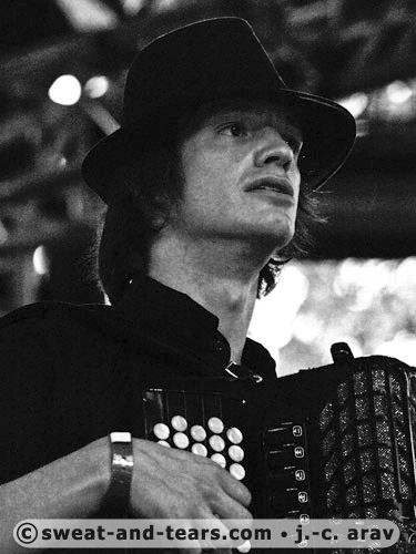 RaspoutineSmokedBand_060809_093