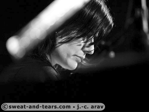 DingBastet_080215_080