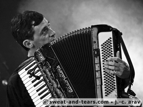 MoussHakim_080806_018