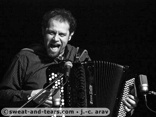 AlDiMeola_090305_041