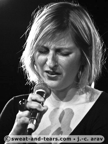 ElisaBarman5tet_090306_185