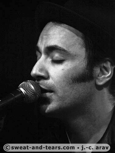 PierreOmer_090402_033