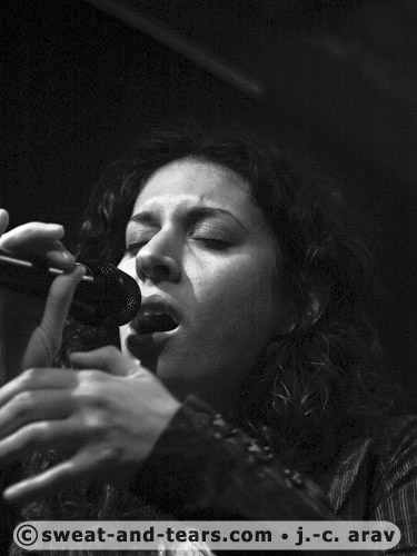 Orioxy4tet_090430_009