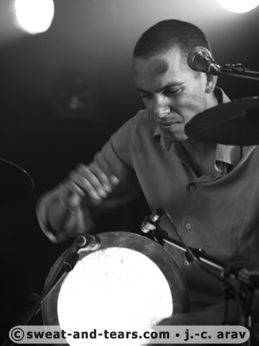 AvishaiCohen_090627_262