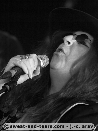 NinaVanHorn_090823_034