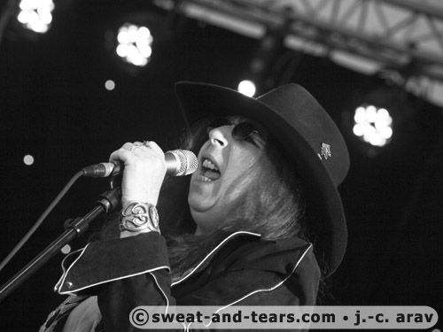 NinaVanHorn_090823_044