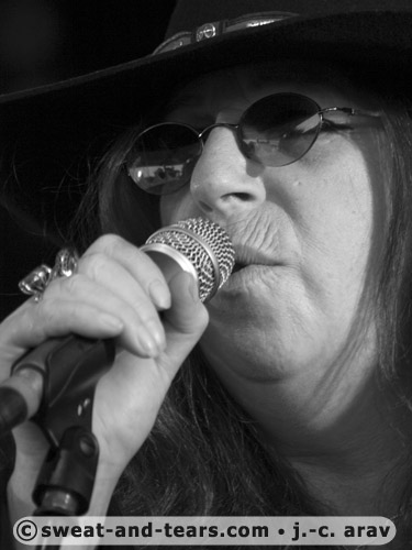 NinaVanHorn_090823_059