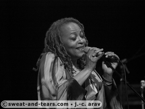 CassandraWilson_091110_059