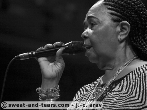 CesariaEvora_091111_023
