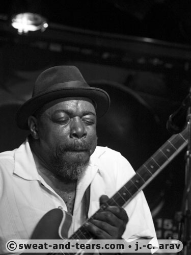 LurrieBell_091112_350