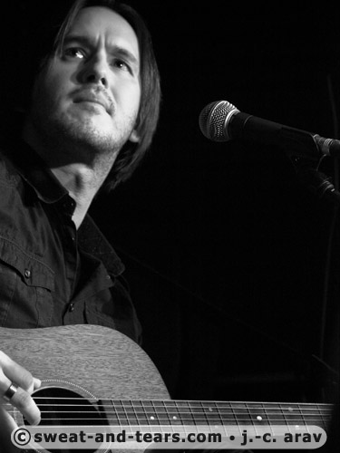 StrangeTrick_100121_084