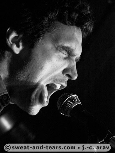 StrangeTrick_100121_092