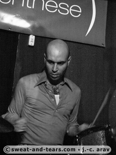 ExpTropBluesBand_100122_043