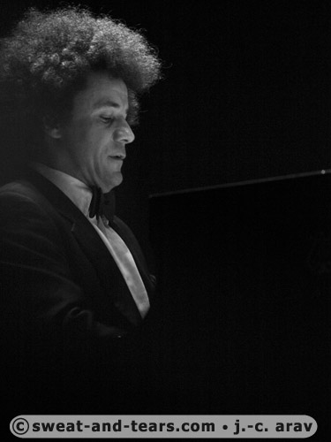 RonCarter_100126_009