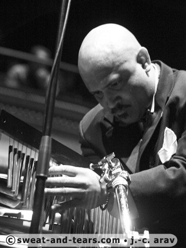 RonCarter_100126_093