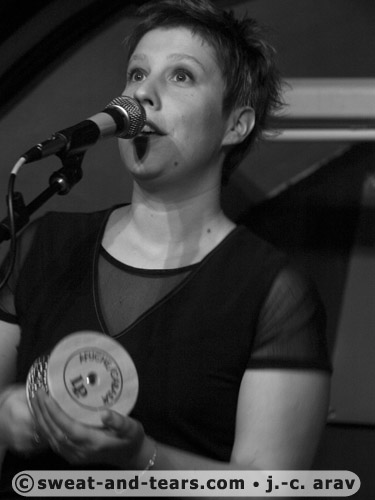 TitsNassels_100127_075