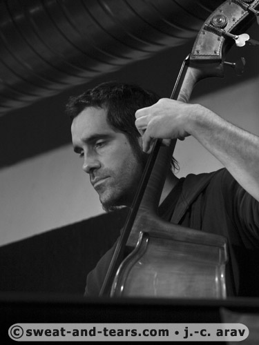 JCRossier4tet_100211_001