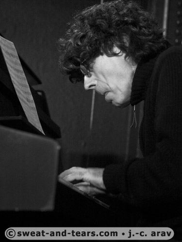 JCRossier4tet_100211_021