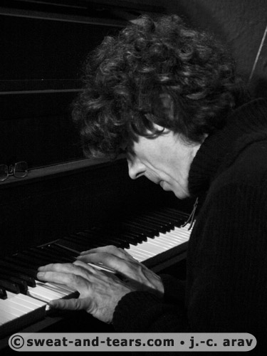 JCRossier4tet_100211_034