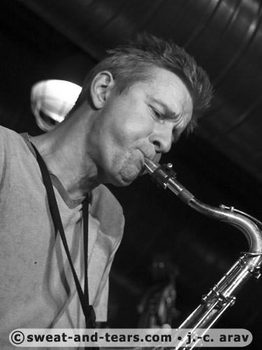 JCRossier4tet_100211_079