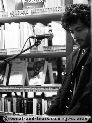 RebelsTijuana_100312_142