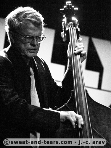 CharlieHaden4tet_100409_399