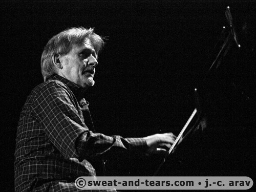 CharlieHaden4tet_100409_414