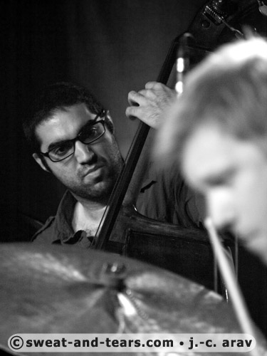 TigranHamasyan_100410_262