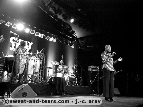 AngeliqueKidjo_100416_019