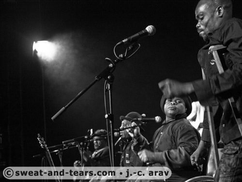 StaffBendaBilili_100416_192