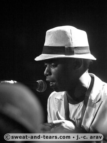 StaffBendaBilili_100416_216