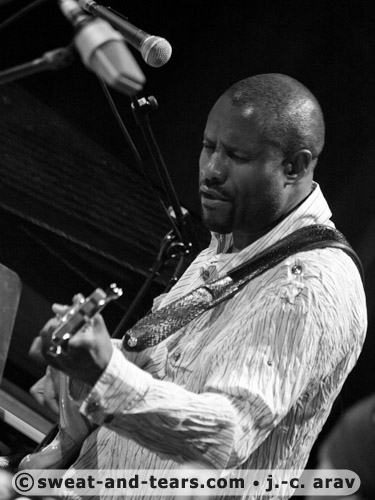 DianeReeves_100501_043