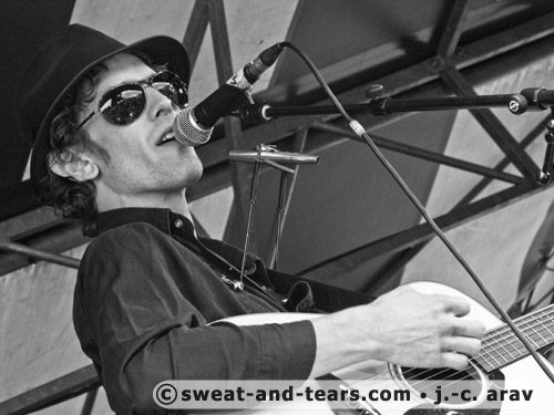 IanThomas_100516_250