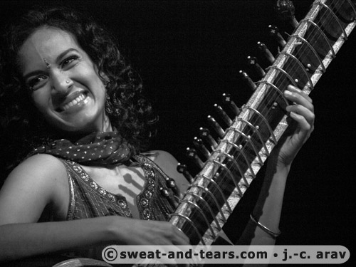 AnoushkaShankar_100520_031