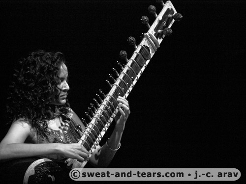AnoushkaShankar_100520_047