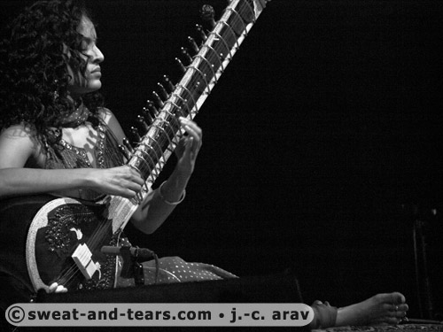 AnoushkaShankar_100520_050