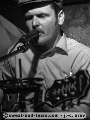 DiggerBarnes_100527_133