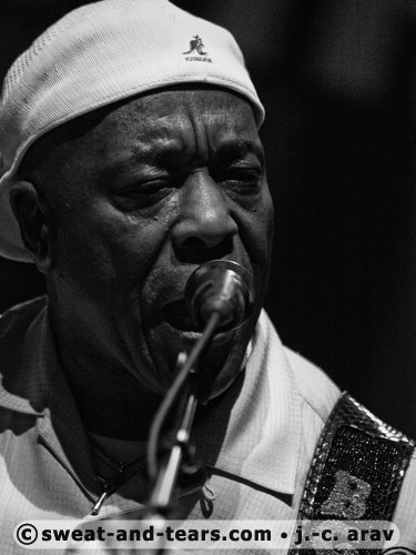 BuddyGuy_100716_265