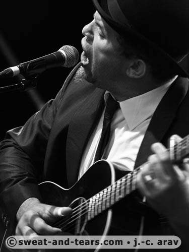 MountainMen1_100826_125