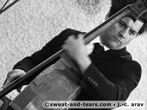 DavinaAndTheVagabonds_100827_086