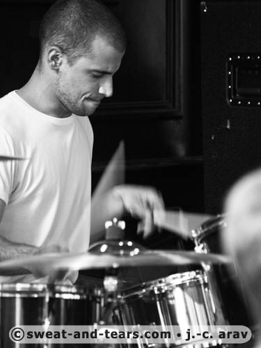 ElectricJimiland_100827_107