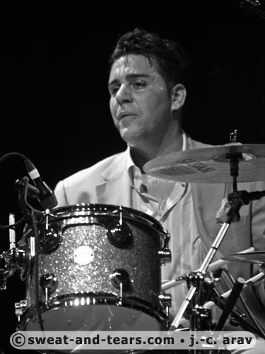 RickEstrinNightCats_100827_455