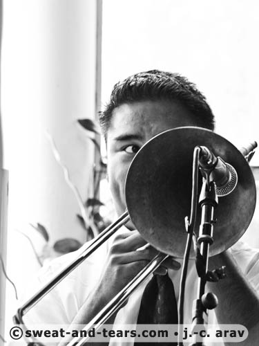 DavinaAndTheVagabonds_100828_031