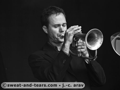 Bluecerne_100828_215