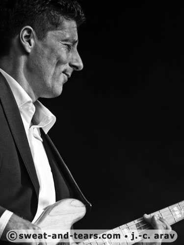 Bluecerne_100828_260